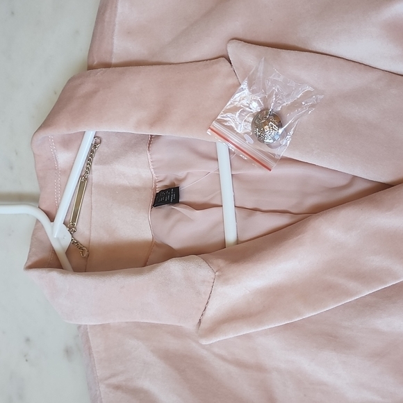 White House Black Market Pink Blazer - Picture 10 of 11